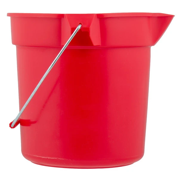Rubbermaid FG296300RED BRUTE 10 Qt. Red Round Bucket 4 Rubbermaid FG296300RED BRUTE 10 Qt. Red Round Bucket - Image 2
