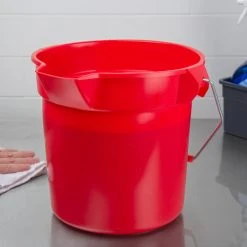 Rubbermaid FG296300RED BRUTE 10 Qt. Red Round Bucket 8 Rubbermaid FG296300RED BRUTE 10 Qt. Red Round Bucket -Carlisle Shop 1735599