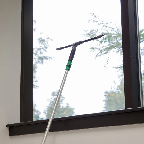 Unger® Unger EN450 ErgoTec 18" Window Squeegee With Ninja Handle 3 Unger® Unger EN450 ErgoTec 18" Window Squeegee With Ninja Handle