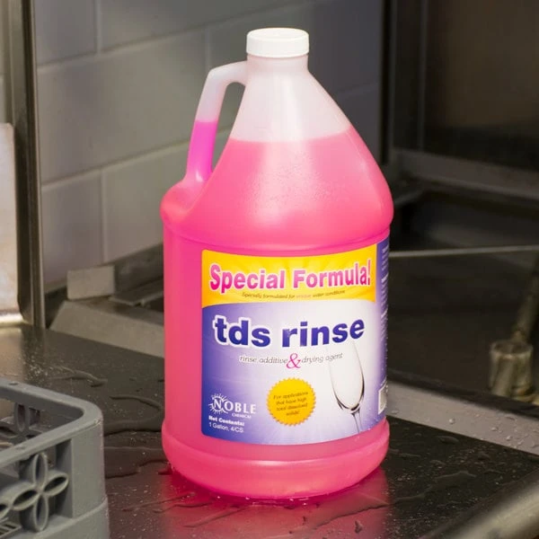 Noble Chemical TDS Rinse 1 Gallon / 128 Oz. Additive Drying Agent - 4/Case 3 Noble Chemical TDS Rinse 1 Gallon / 128 Oz. Additive Drying Agent - 4/Case