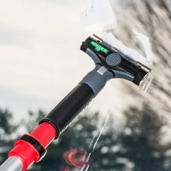 Unger® Unger EN100 ErgoTec Ninja 4" Black 2-in-1 Glass Scraper With Blade And Safety Cap