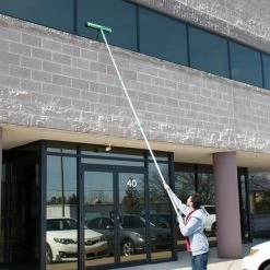 Unger® Unger ED550 OptiLoc 3-Section Telescopic Pole With ErgoTec Locking Cone - 18' -Carlisle Shop 847396