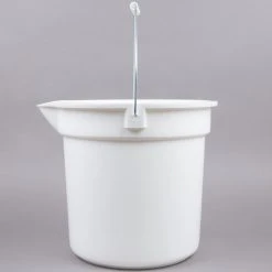 Continental 8114WH Huskee 14 Qt. White Round Utility Bucket -Carlisle Shop 974358